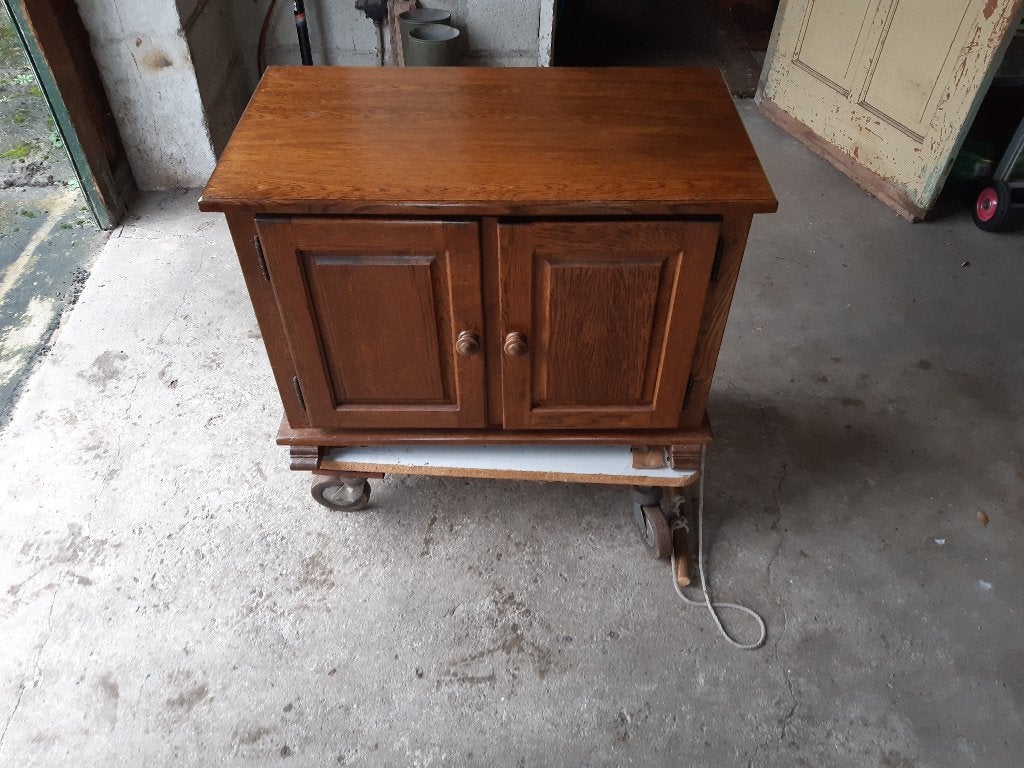 TV kastje - klein kastje, Ophalen, Gebruikt, Eikenhout, 50 tot 100 cm