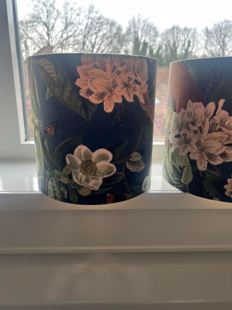 2 donkerblauwe lampenkappen, Ophalen, Zo goed als nieuw, Blauw, Rond