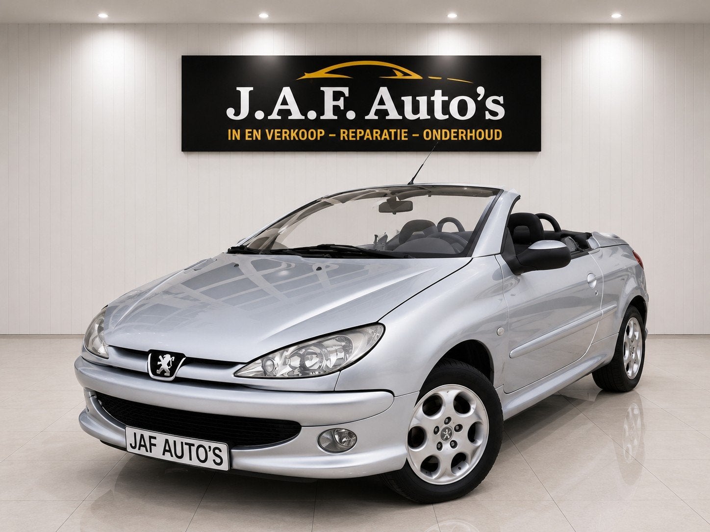 Peugeot 206 Cabrio ️ 1.6-16V LMV Elek Dak apk, Cabriolet, 4 stoelen, 49 €/maand, 14 km/l
