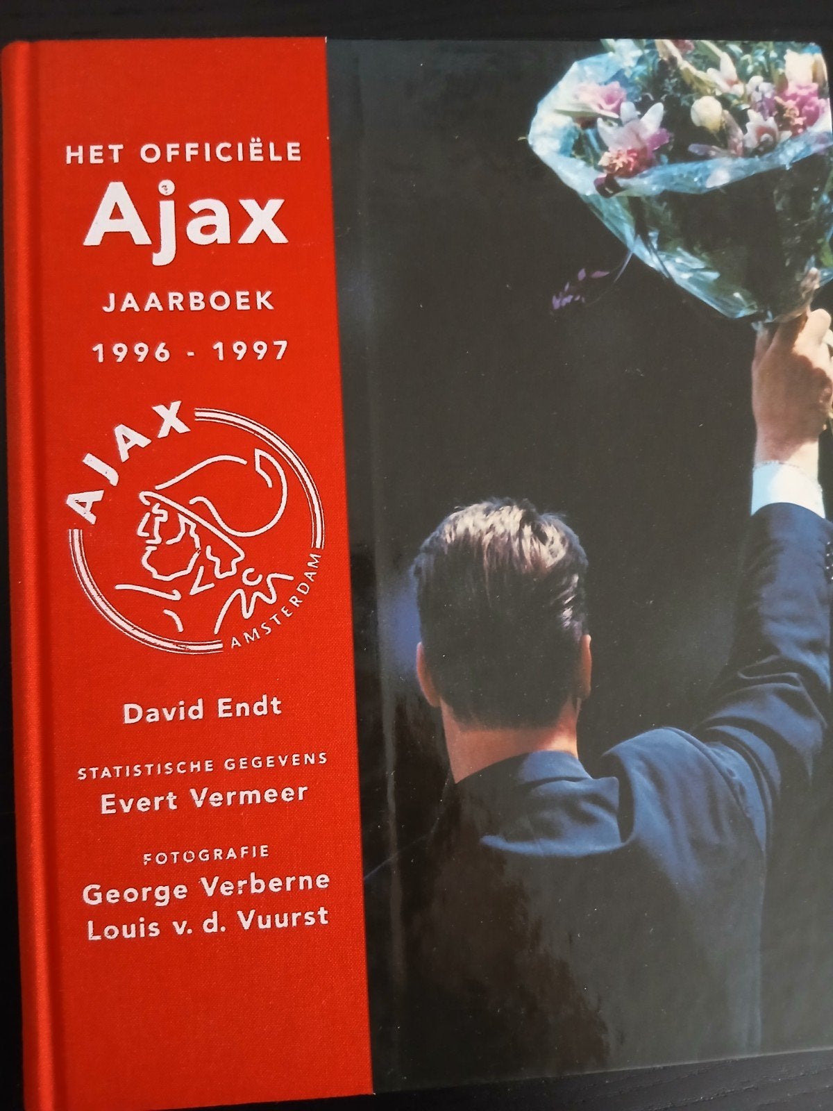 Het Officiële Ajax Jaarboek 1996 - 1997, Ophalen of Verzenden, Gelezen, David Endt, Overige sporten