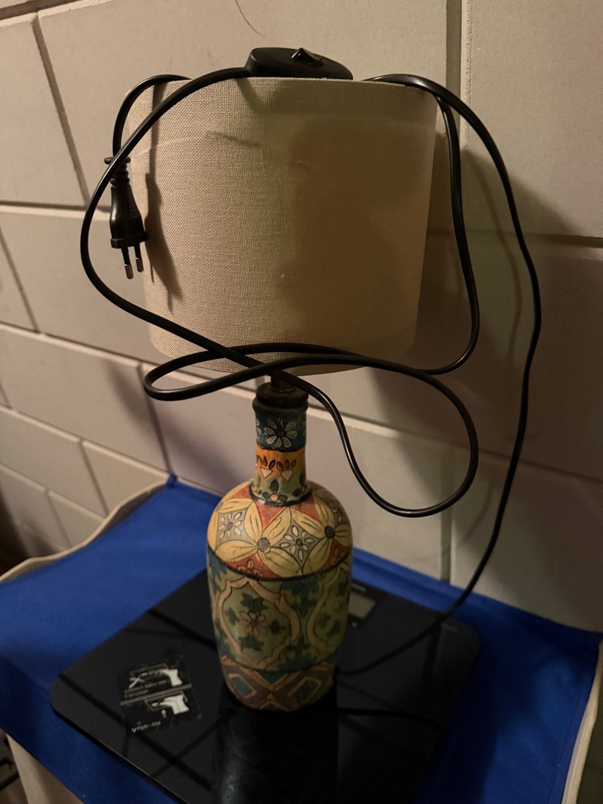 Sfeervolle lamp met kleurrijk patroon en stoffen kap, Ophalen, Gebruikt, Meerkleurig