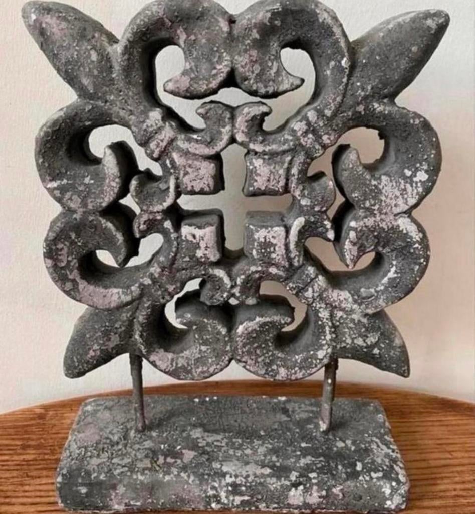 Decoratief ornament op voet (zwaar), Ophalen