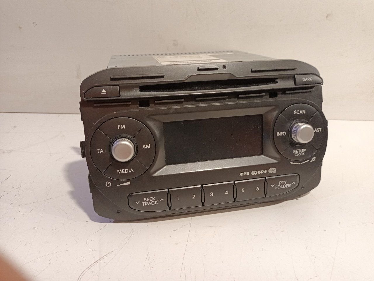 Radio Kia Picanto, Ophalen of Verzenden, Van der Ven Autorecycling B.V., Onderdelen@venauto.nl, Ettenseweg 76, 4706 PB Roosendaal, The Netherlands