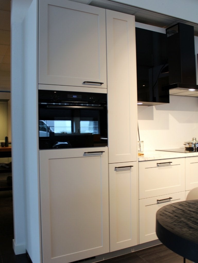 HU12 Landelijke hoekkeuken met Bosch en composiet, Huis en Inrichting, Overige kleuren, Waldstraße 53-57, 33415 Verl  Duitsland