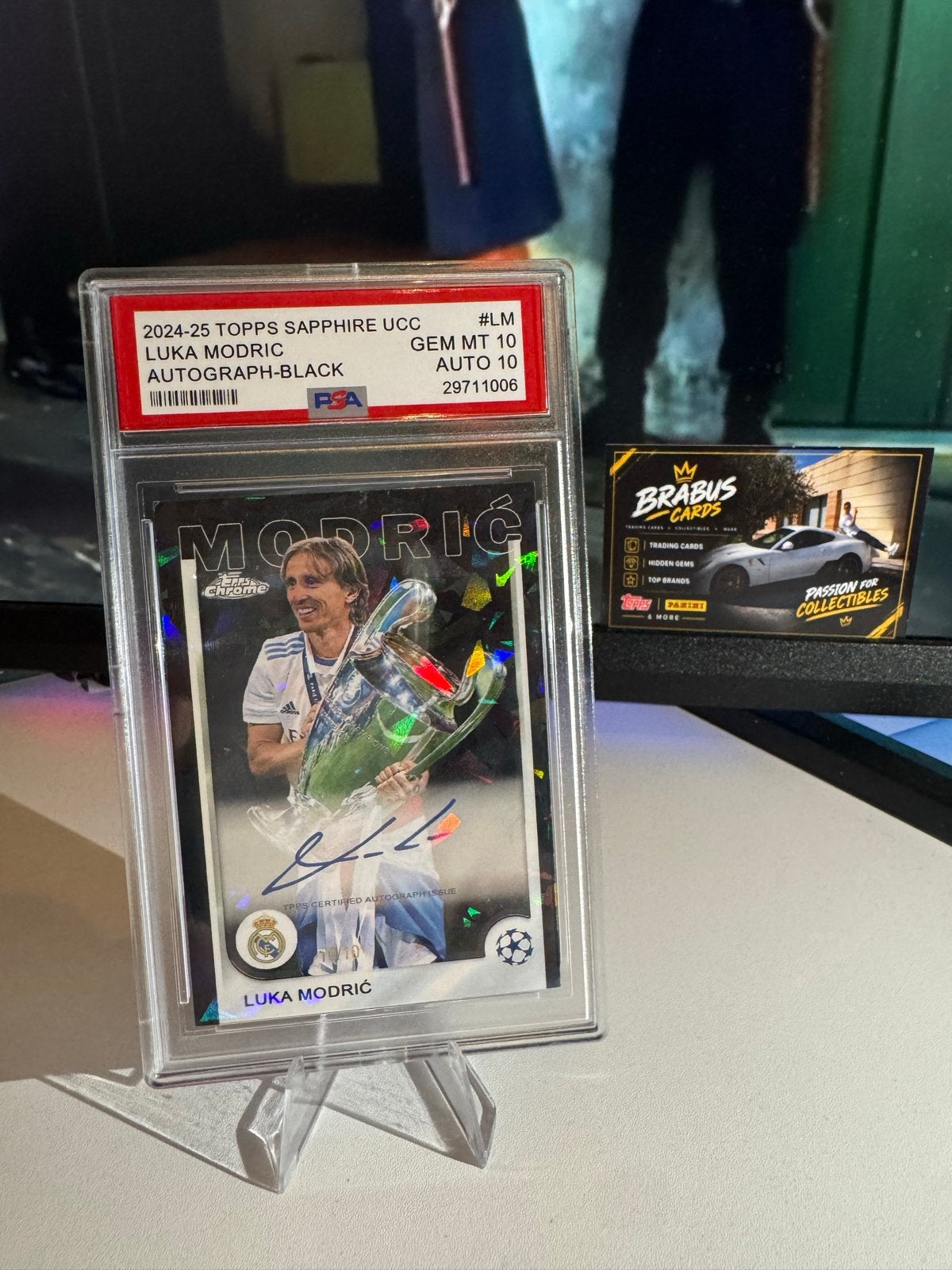 Luka Modric Topps Chrome Autograph /10 PSA 10 GEM MINT, Ophalen of Verzenden, Nieuw, Buitenlandse clubs, Spelerskaart