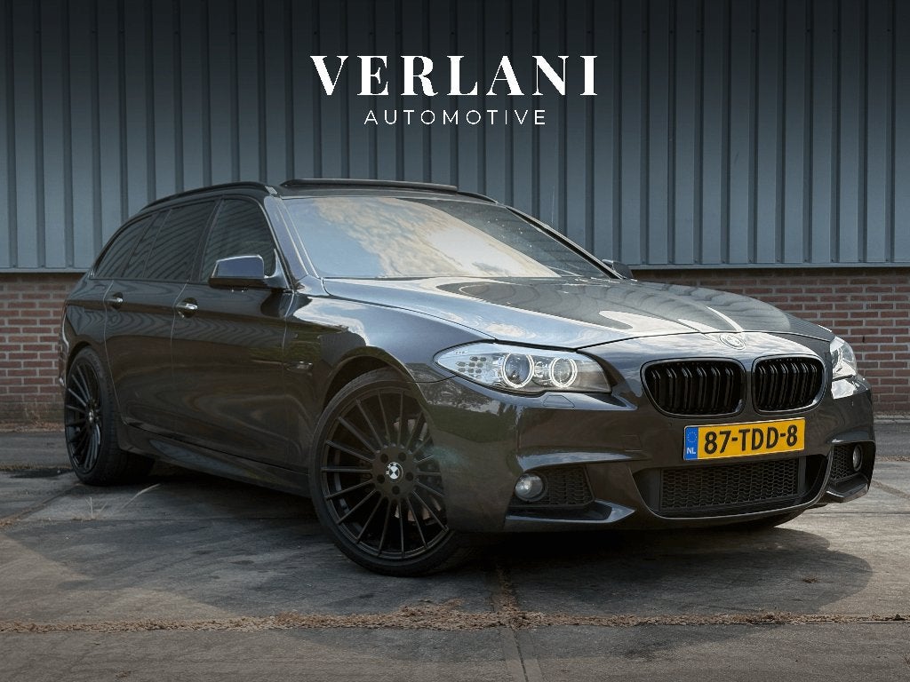 BMW 530D Touring AUT M PAKKET FULL OPTION | NETTE STAAT, Auto's, BMW, Automaat, Achterwielaandrijving, Parkeerassistent, Zwart