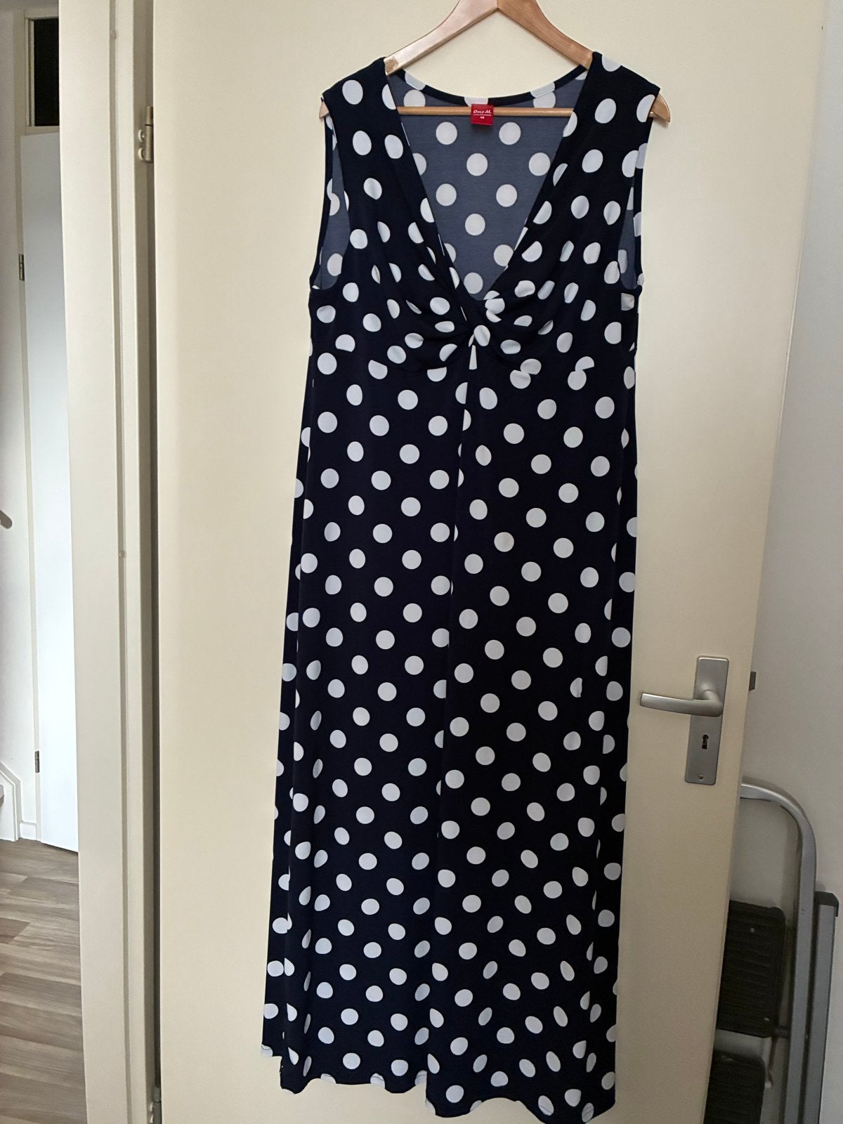 Only M jurk 46 met stippen, Blauw, Maat 46/48 (XL) of groter, Ophalen of Verzenden, Zo goed als nieuw