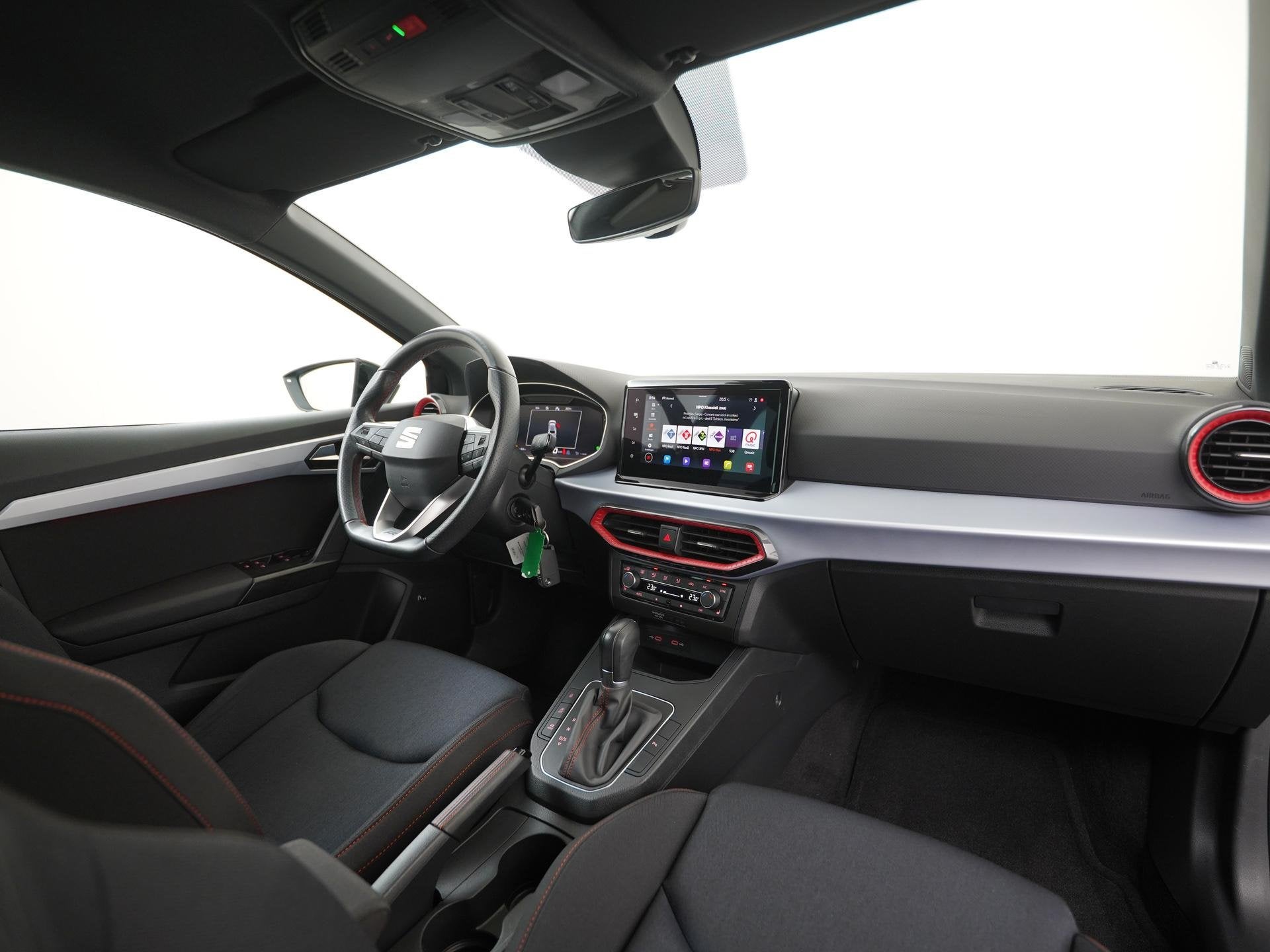 SEAT Ibiza 1.5 TSI FR DSG | Digital Cockpit | Beats Audio |, Stof, 4 cilinders, 610 kg, Geïmporteerd