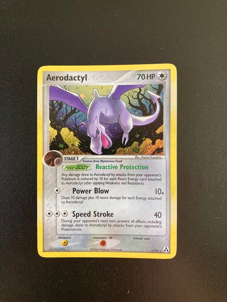 Pokemon kaart Aerodactyl Holo, Ophalen of Verzenden, Zo goed als nieuw
