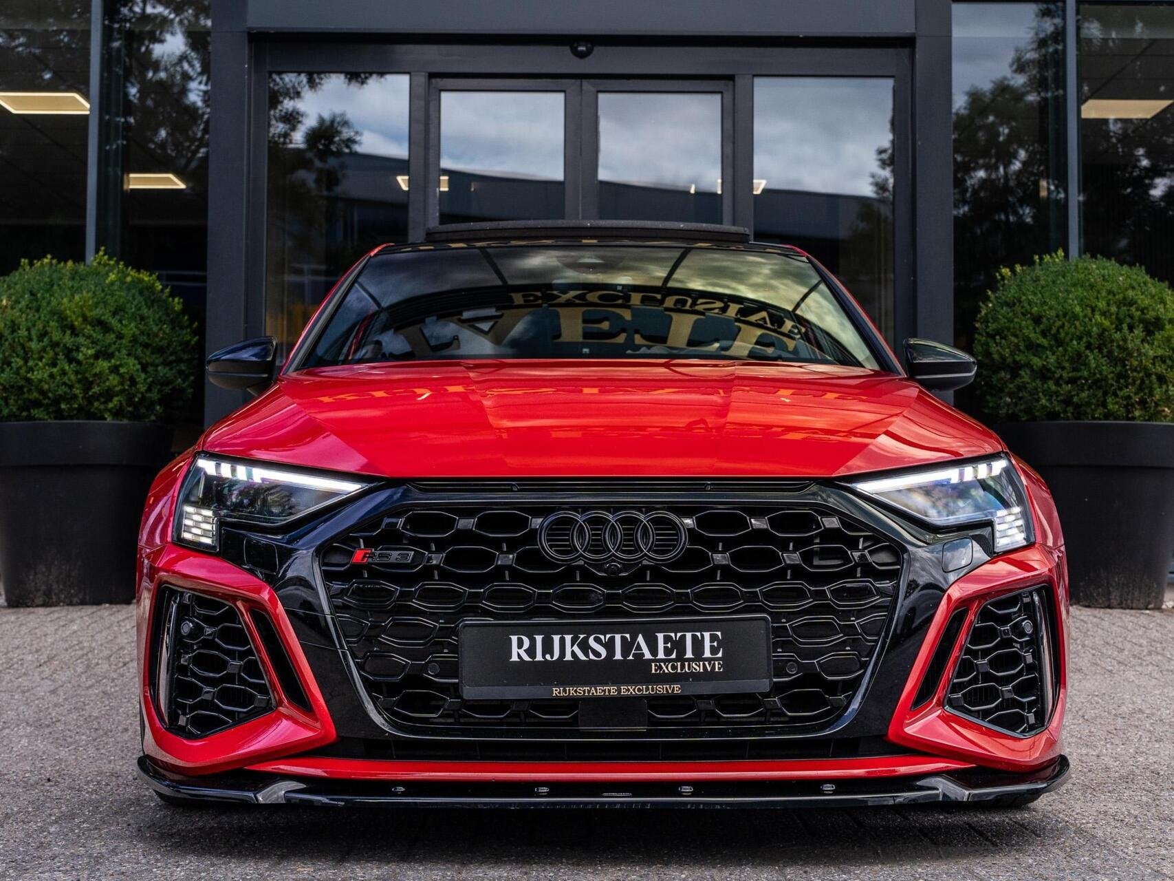 Audi RS3 Limousine 2.5 TFSI Quattro|PANO|MAXTON|19''|B&O|CAM, Automaat, Gebruikt, RS3, Met garantie (alle)
