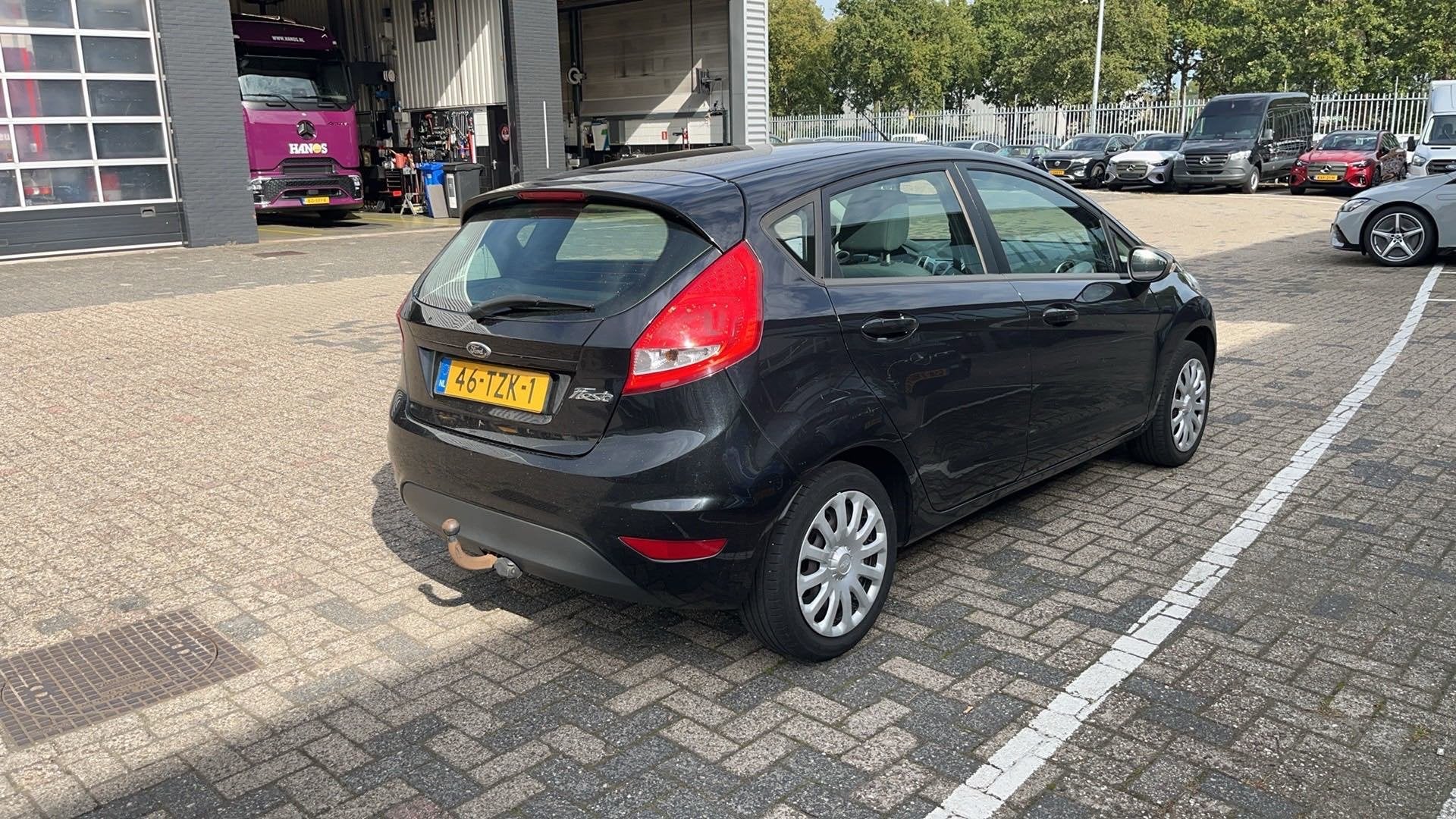 Ford Fiesta 1.25i 4-Cilinder 5-deurs 2e eig. Airco Trekhaak, Voorwielaandrijving, Euro 5, Stof, 1242 cc