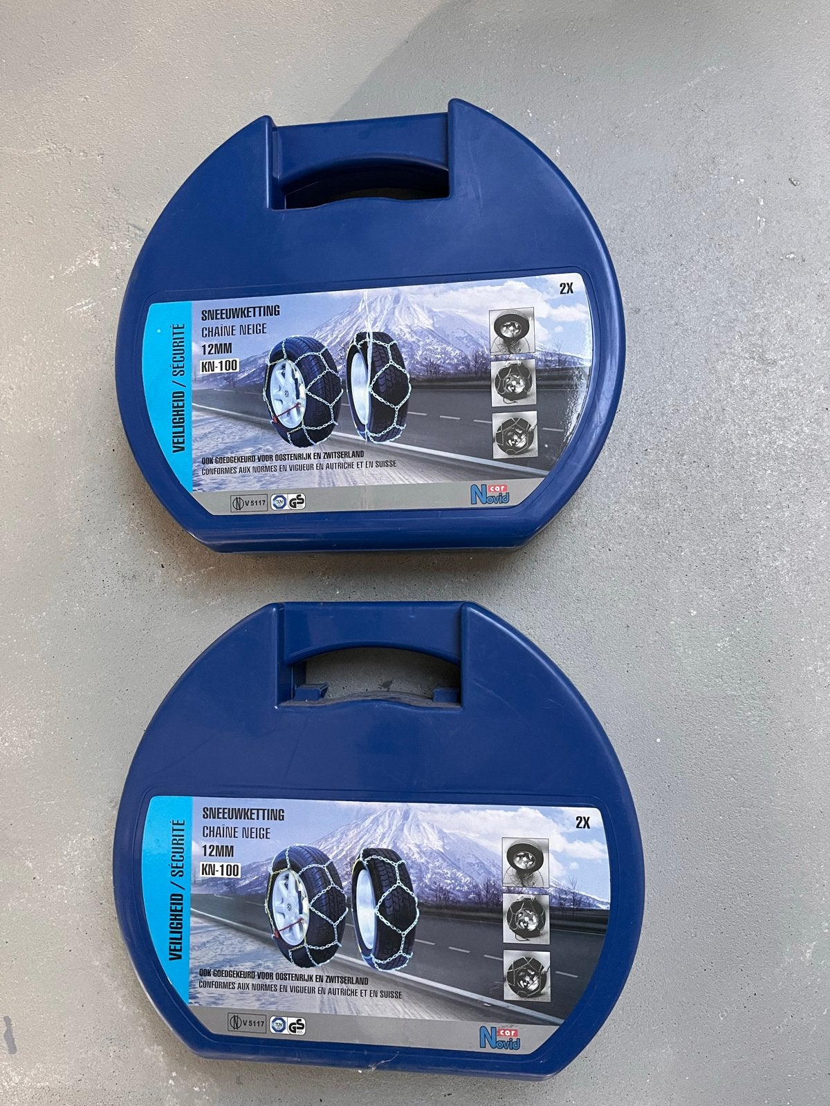 Sneeuwkettingen KN-100 (2x): 4 stuks, Ophalen, Zo goed als nieuw