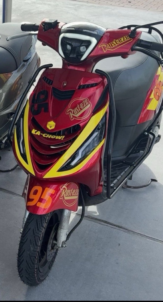 3 scooters teruil, Ophalen, Zo goed als nieuw