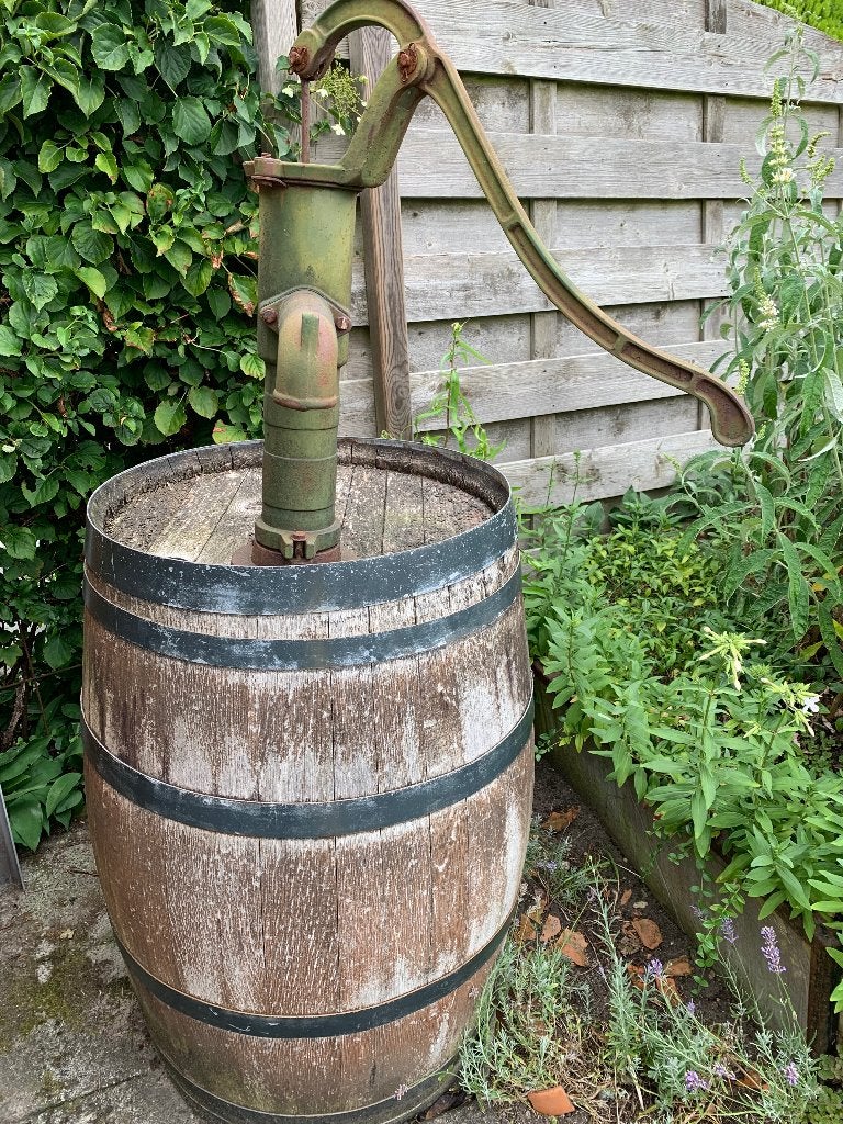 Regenton, Tuin en Terras, Regentonnen, Ophalen, Gebruikt, 150 liter of meer, Met pomp