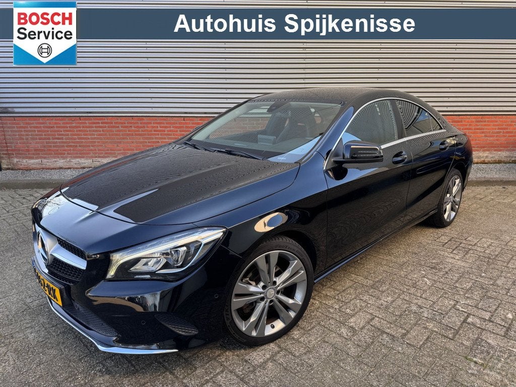 Mercedes-Benz CLA-Klasse 180 Business Solution AMG | Automaa, Auto's, Gebruikt, 4 cilinders, 715 kg, Leder en Stof