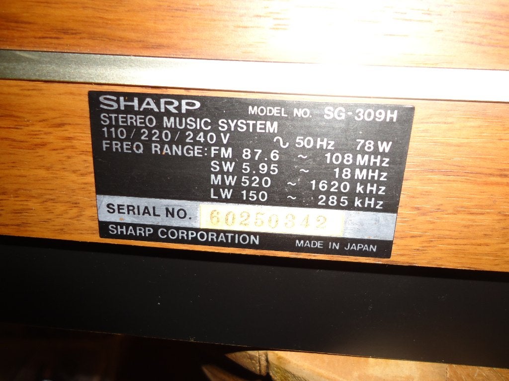 Platenspeler - radio - cassette combinatie -- SHARP 3 in 1, Ophalen of Verzenden, Gebruikt, Cassettedeck, Sharp