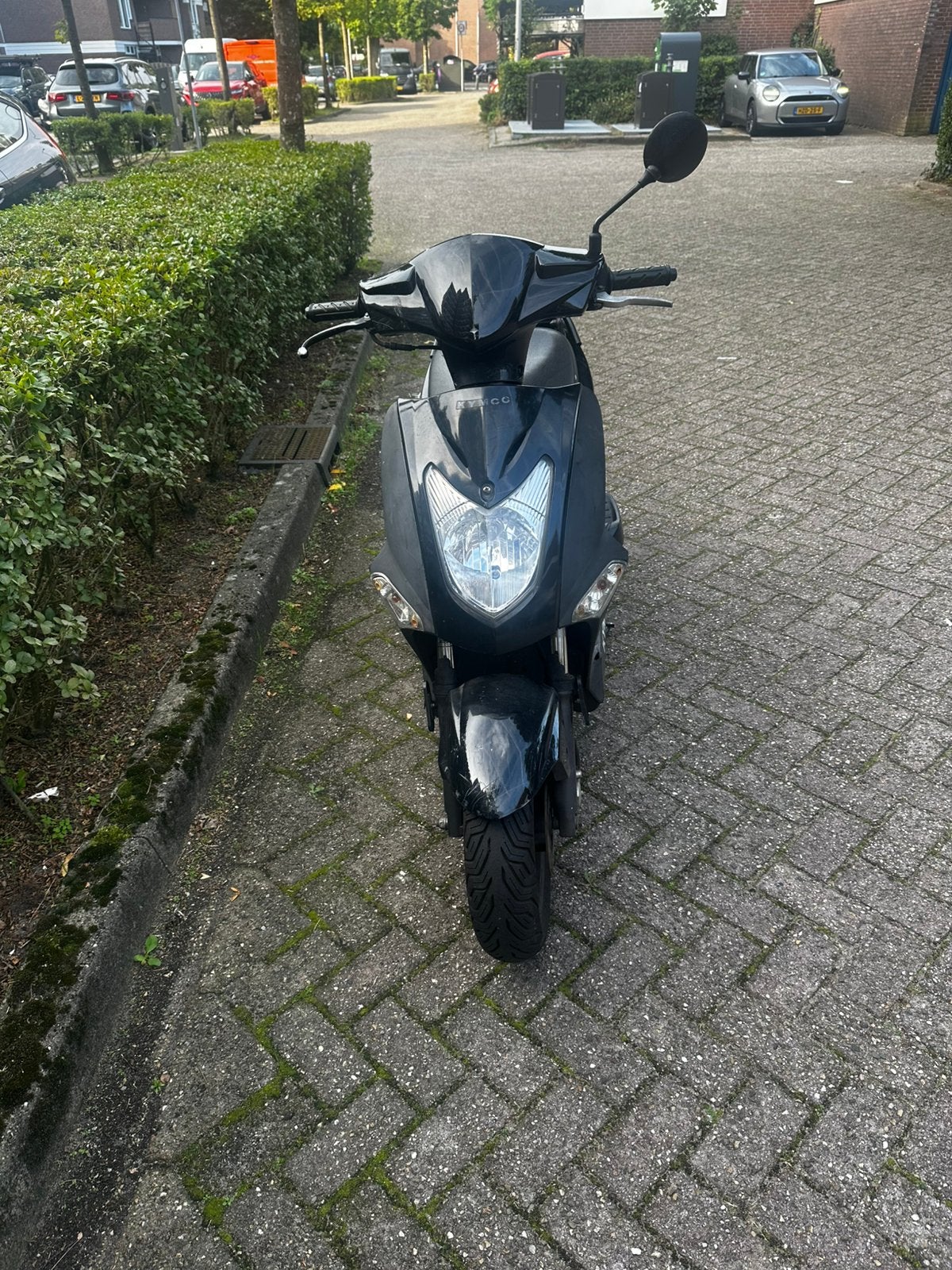 Kymco Agility uit 2022. De scooter heeft ongeveer 14.xxx km, Ophalen, Zo goed als nieuw, Benzine, Agility