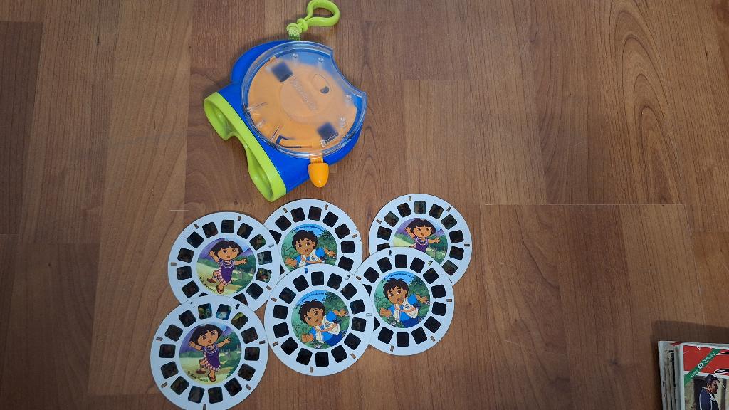 View Master met Dora en Diego insteekkaarten, Ophalen of Verzenden, Zo goed als nieuw, Jongen of Meisje