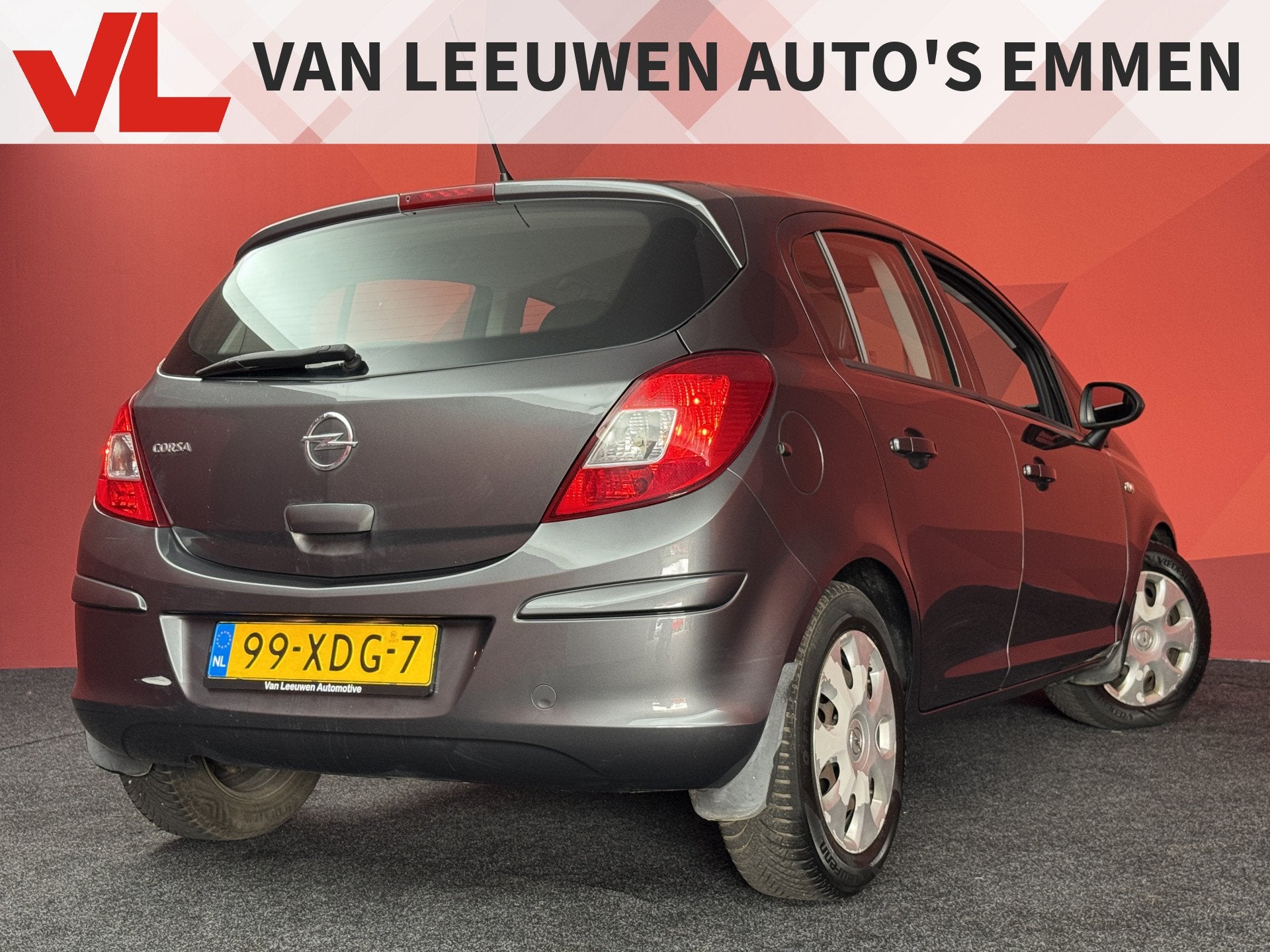 Opel Corsa 1.2-16V Cosmo | Automaat | Stoelverwarming | Airc, Auto's, Euro 5, Gebruikt, 4 cilinders, 49 €/maand