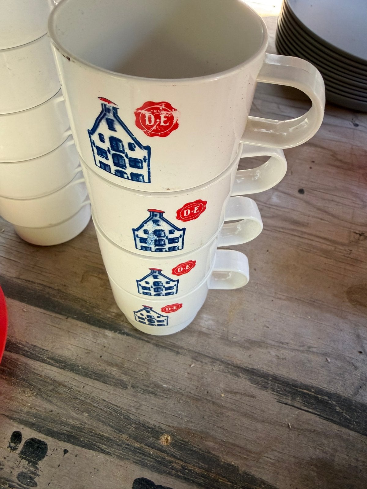 DE mepal bekers kopjes 4 stuks, Ophalen of Verzenden, Zo goed als nieuw, Overige stijlen, Kop(pen) en/of Schotel(s)