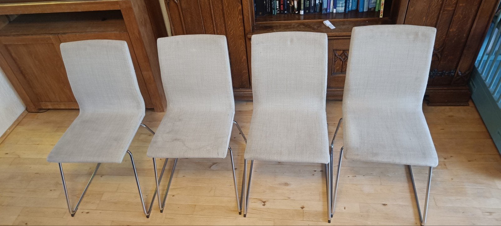 Vier eetkamer stoelen gratis, Ophalen, Gebruikt, Vier, Stof