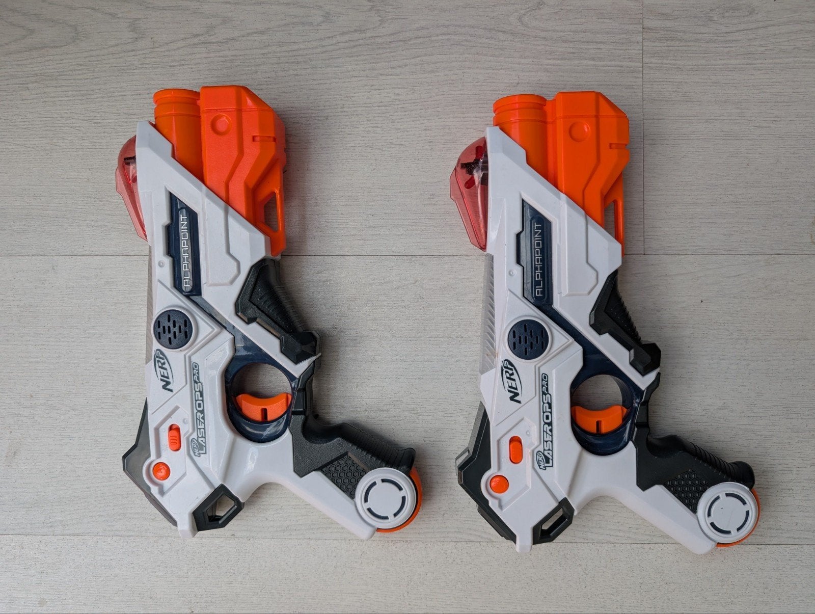 Nerf Laser Ops Pro Alphapoint Blasters (2 stuks), Kinderen en Baby's, Speelgoed | Overig, Ophalen