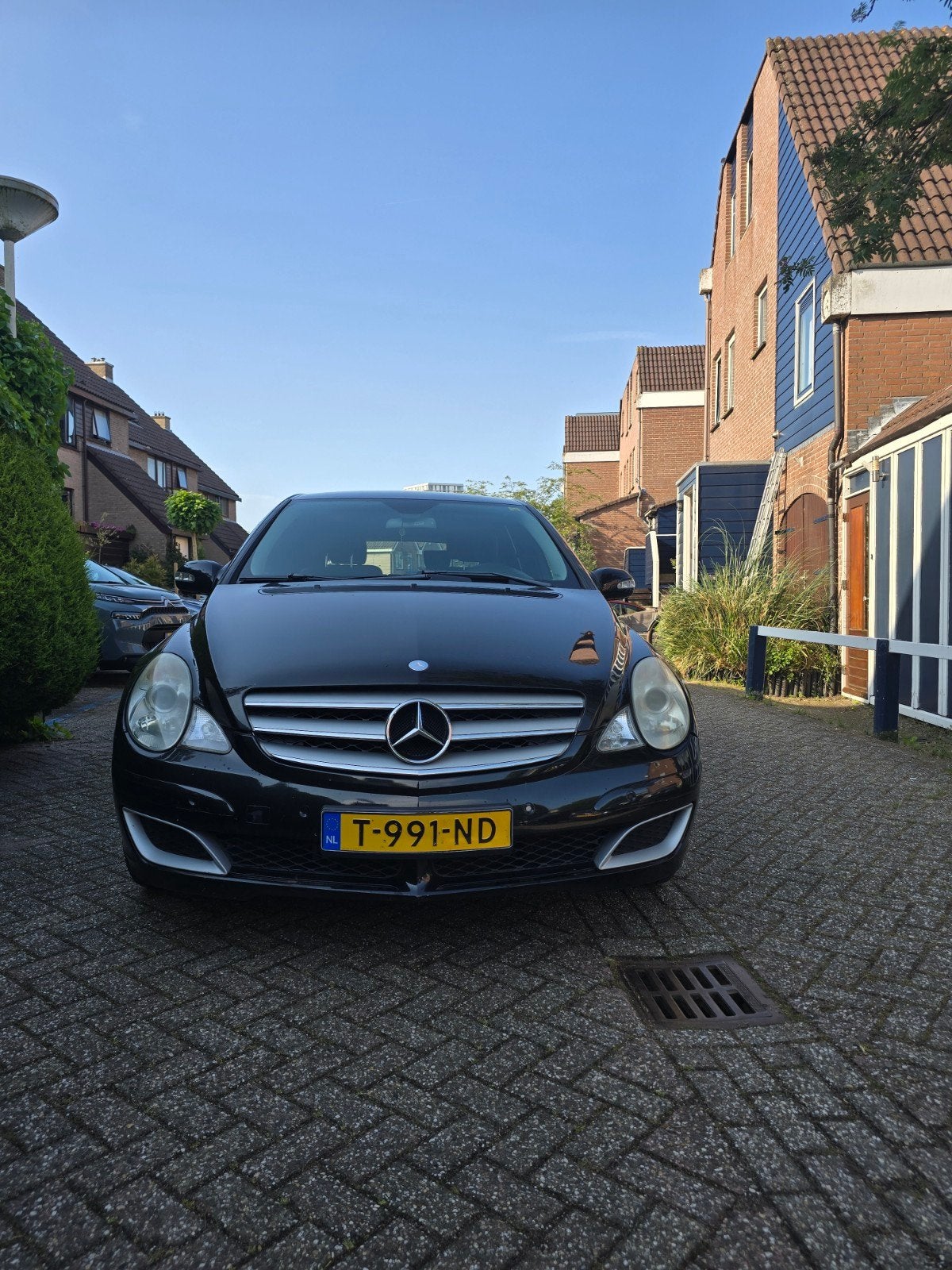 Mercedes-Benz Mercedes 2006 Zwart, Auto's, Mercedes-Benz, Automaat, R-Klasse, Zwart, 138 €/maand