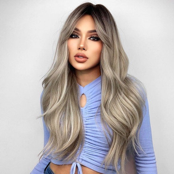 Pruik lang grijsblond haar met grove slagen in laagjes Ferna, Verzenden, Nieuw, Pruik of Haarverlenging