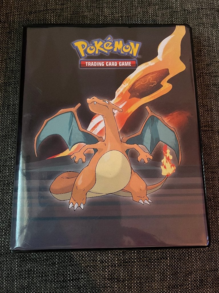 Pokémon kaarten + 2 munten + handig mapje, Ophalen of Verzenden, Zo goed als nieuw, Meerdere kaarten