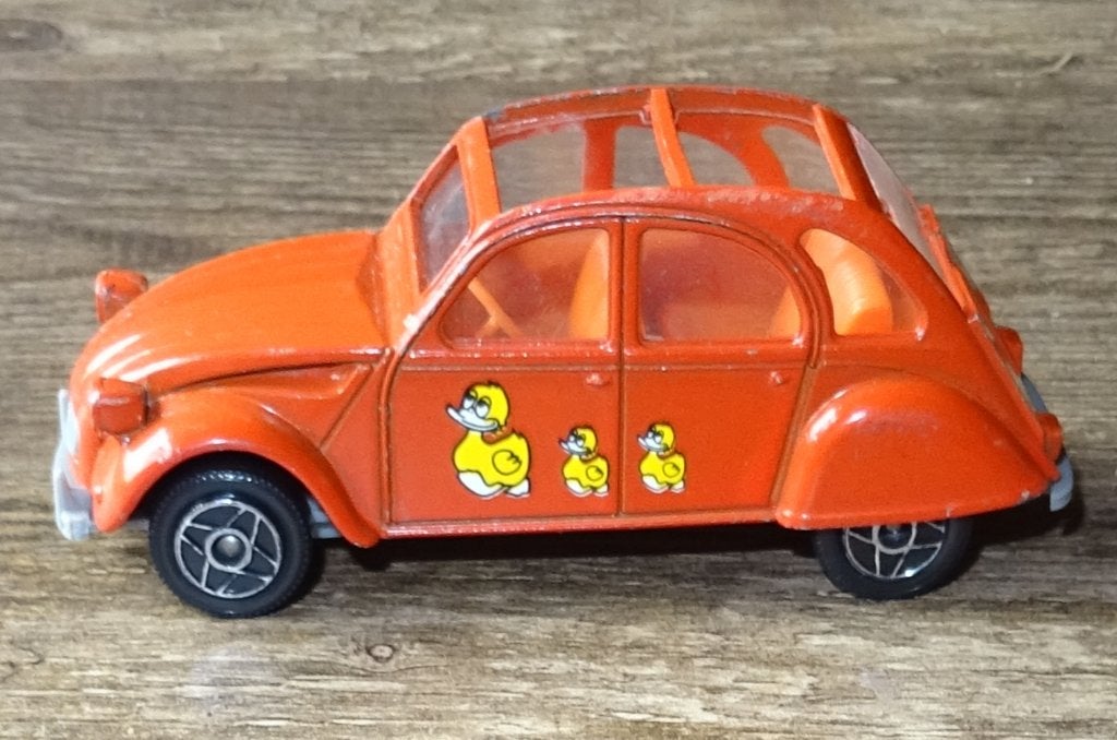 Dinky Toys Citroën 2CV6, oranje., Ophalen of Verzenden, Gebruikt, Auto, Dinky Toys