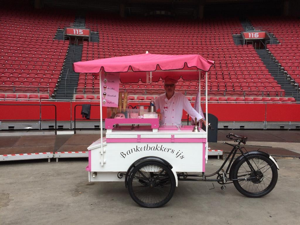 IJSBAKFIETS, Ophalen, IJs