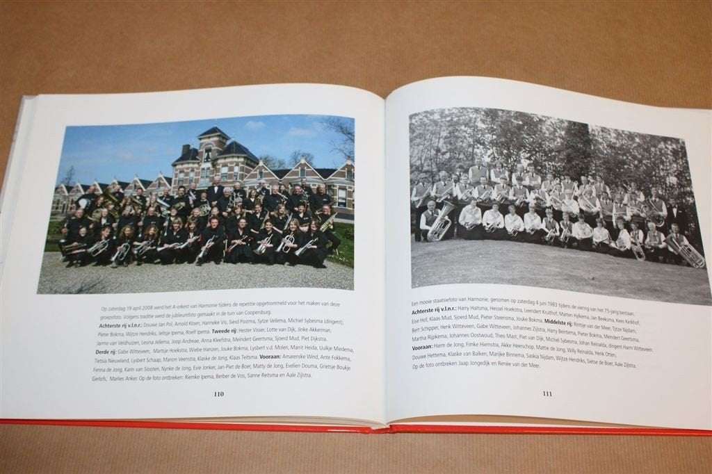 Jubileumboek Fanfare Harmonie Akkrum [1908-2008], Ophalen of Verzenden, Zo goed als nieuw