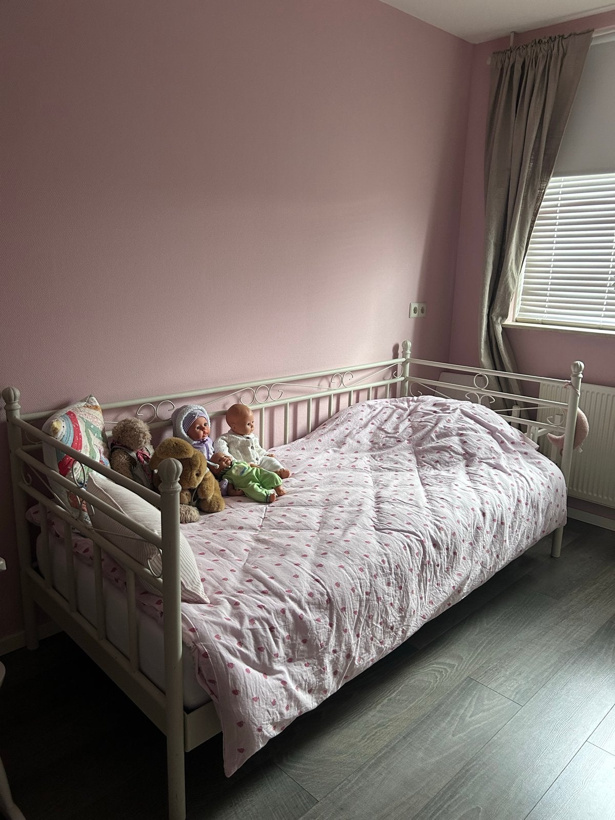 Crèmekleurig bedframe inclusief matras, Ophalen, Gebruikt, 90 cm, Eenpersoons