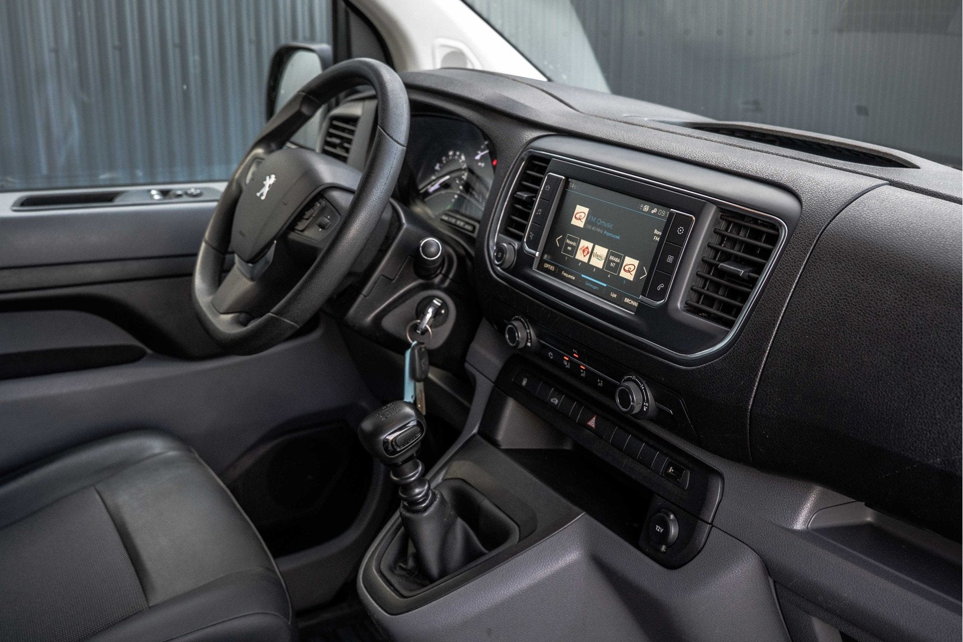 Peugeot Expert 1.5 BlueHDi 100 | 3-Zits | Camera | Carplay |, Auto's, Voorwielaandrijving, Gebruikt, 4 cilinders, Leder en Stof