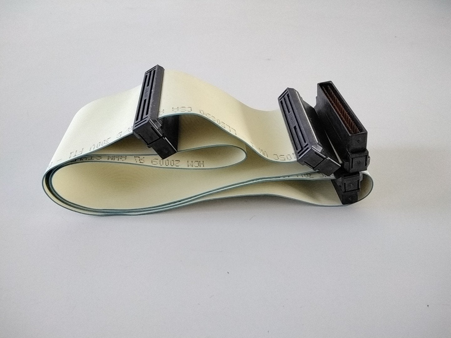 Interne platte lintkabel met vier 68pins SCSI connectoren, Ophalen of Verzenden