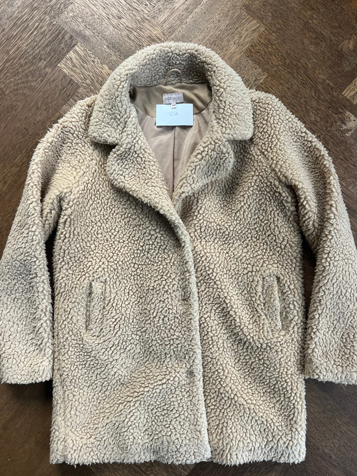 Zandkleurige teddy jas van Kids Only maat 164., Ophalen of Verzenden, Gebruikt, Meisje, Jas