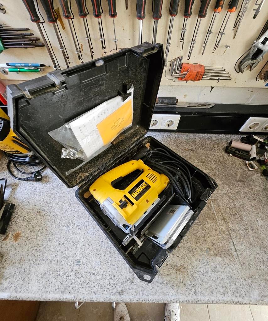 DeWalt Decoupeerzaag - Krachtig en Betrouwbaar, Gebruikt, DeWalt, Decoupeerzaag, 600 tot 1200 watt