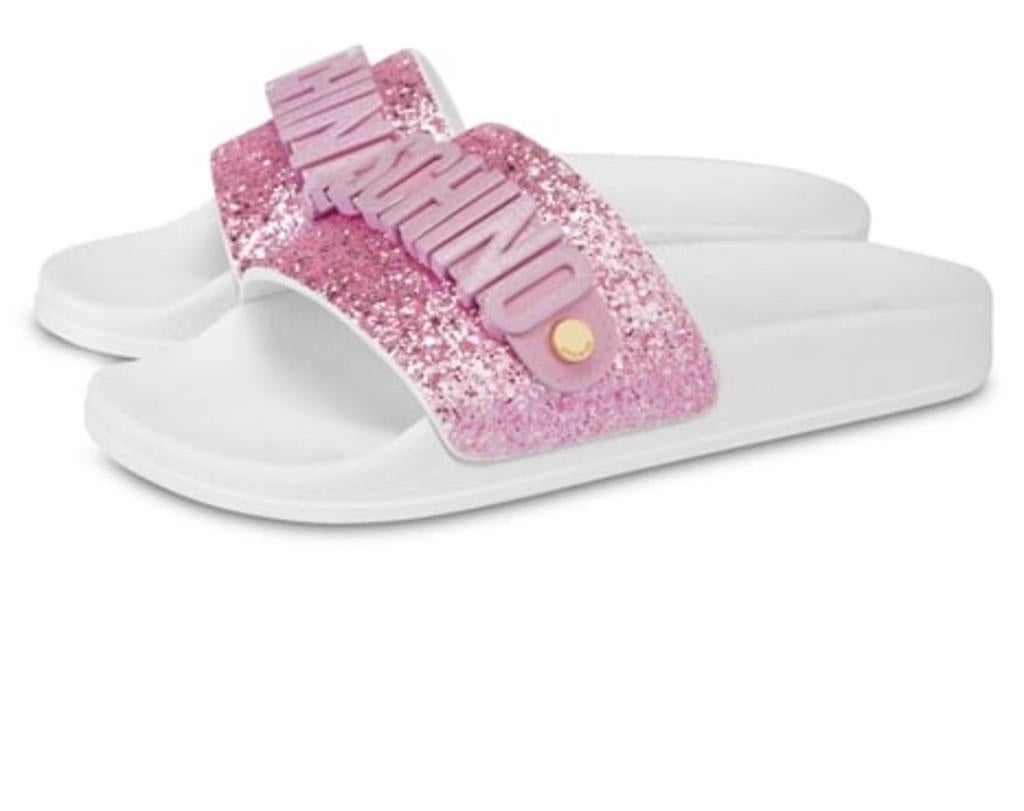 Moschino badslippers maat 38, Ophalen of Verzenden, Roze, Sneakers of Gympen, Zo goed als nieuw