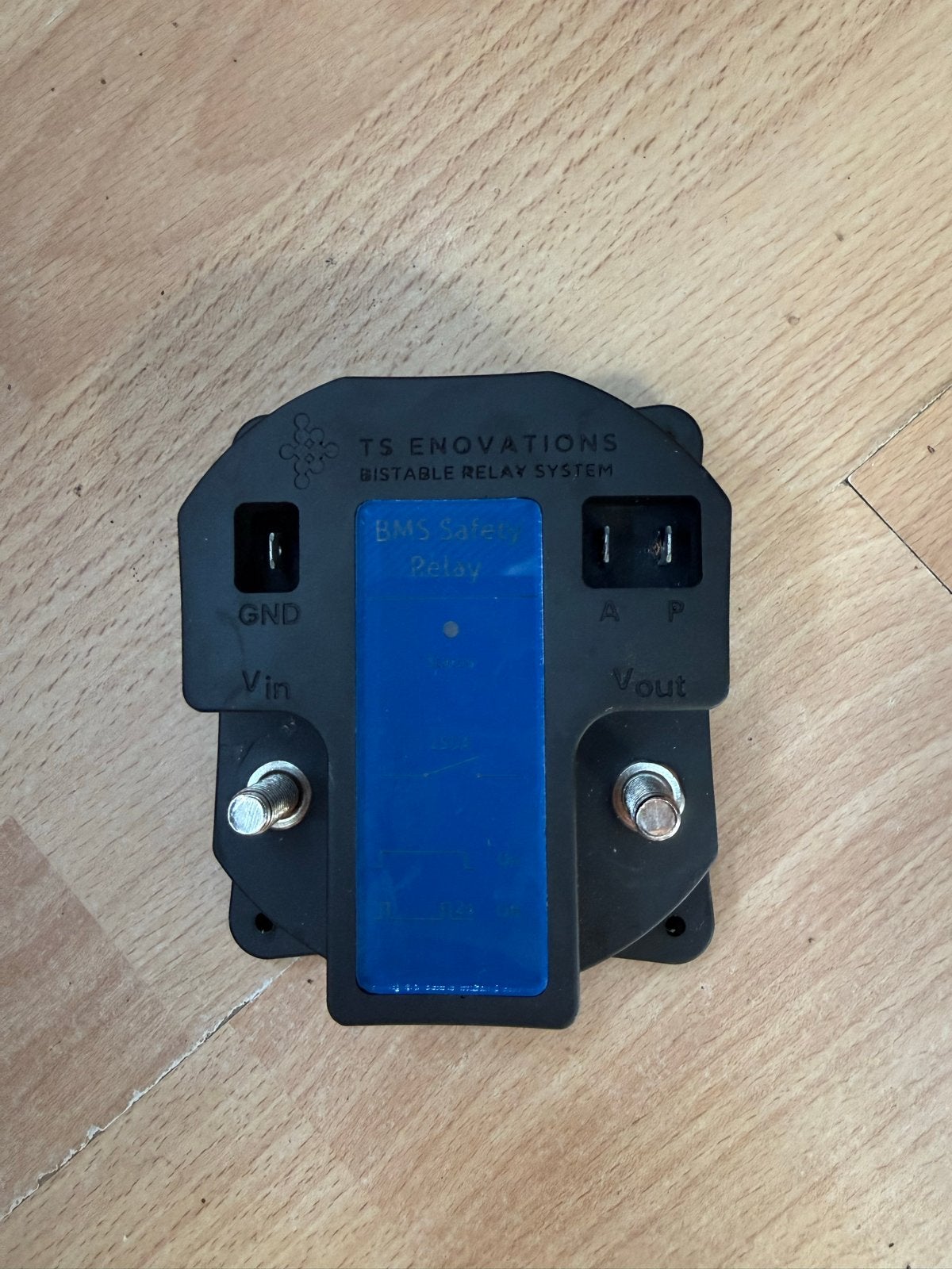 Victron safety relay, Caravans en Kamperen, Ophalen of Verzenden