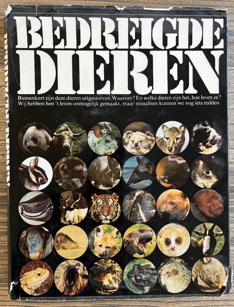 Bedreigde Dieren - Een Boek over behoud van soorten, Boeken, Ophalen of Verzenden, Gelezen, Natuur algemeen