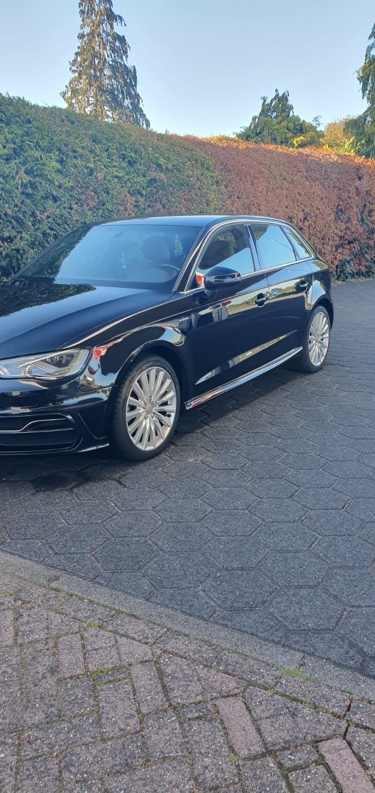 Audi a3 hybride 2015, Auto's, Automaat, Zwart, Hybride Elektrisch/Benzine, Te koop