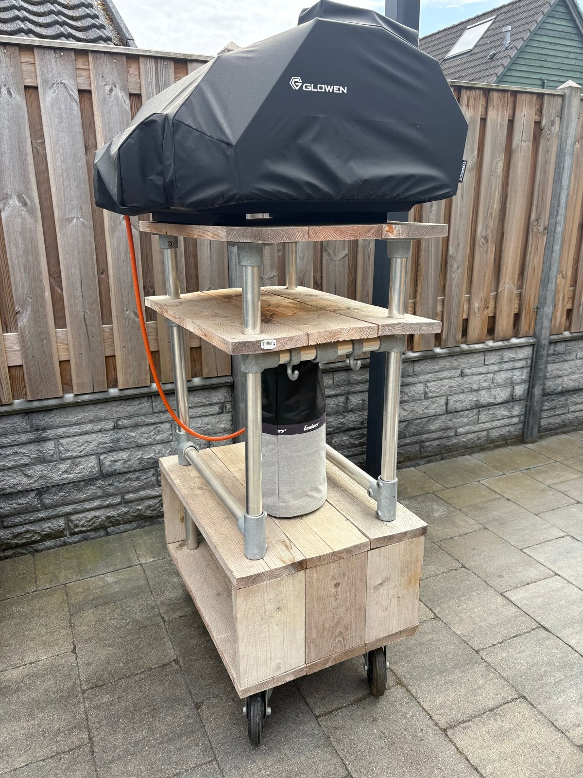 Handgemaakte Pizzaoven Tafel / Standaard op wielen, Ophalen, Gebruikt