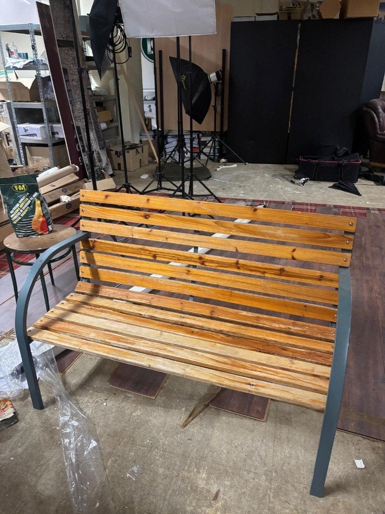 Tuinbank hout/metaal 2 persoons, Tuin en Terras, Tuinbanken, Ophalen, Zo goed als nieuw, Hout