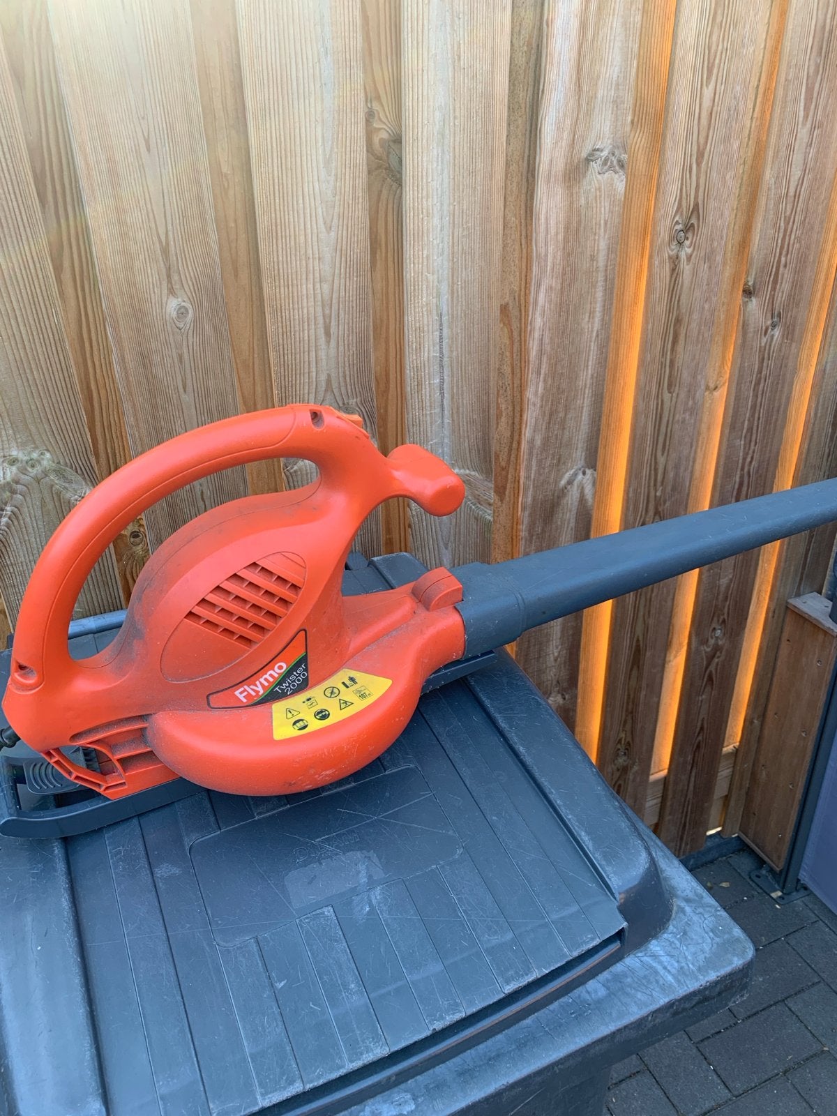 Flymo Twister 2000 bladblazer - Elektrisch, Ophalen, Gebruikt, Elektrisch, Handgedragen