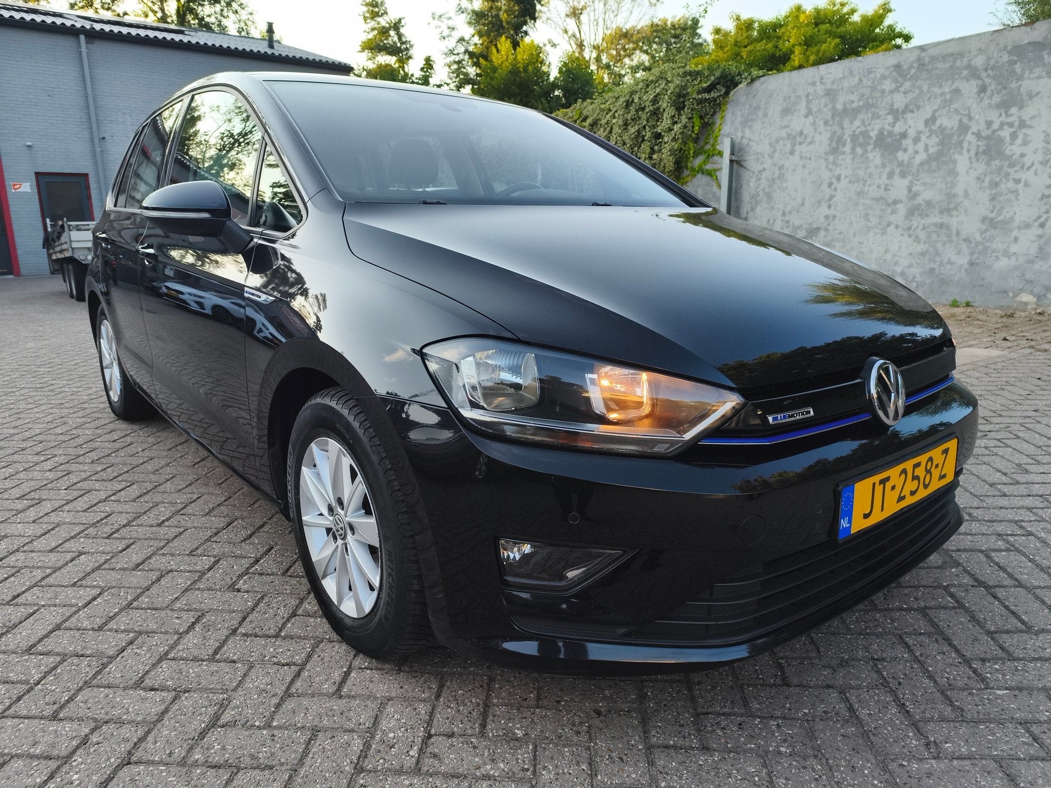 Volkswagen Golf Sportsvan 1.0 TSI 115pk Trendline (bj 2016), Voorwielaandrijving, Gebruikt, Euro 6, 1219 kg