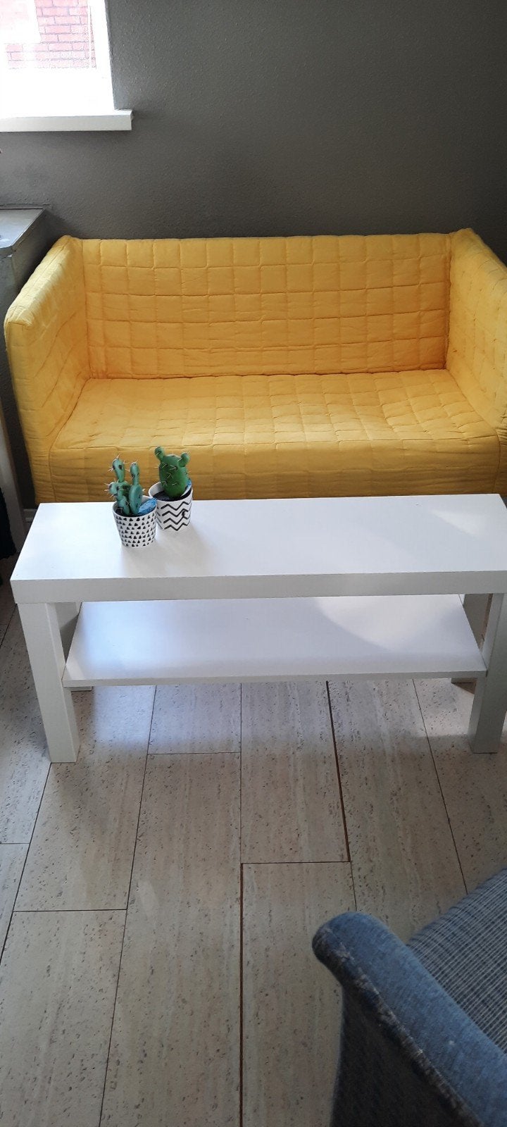 Bank geel Ikea afneembare hoes en wit Ikea tafeltje, Huis en Inrichting, Ophalen, Tweepersoons, Minder dan 150 cm
