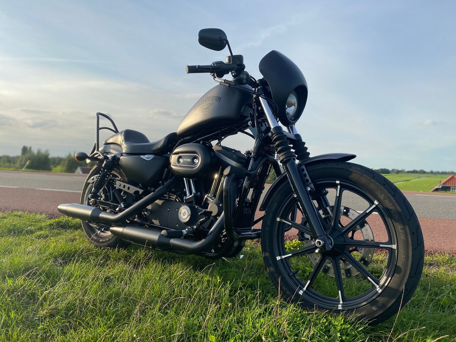 Harley-Davidson XL883N Iron Sportster - met heel veel extras, 2 cilinders, Sportuitlaat, Gebruikt, Particulier