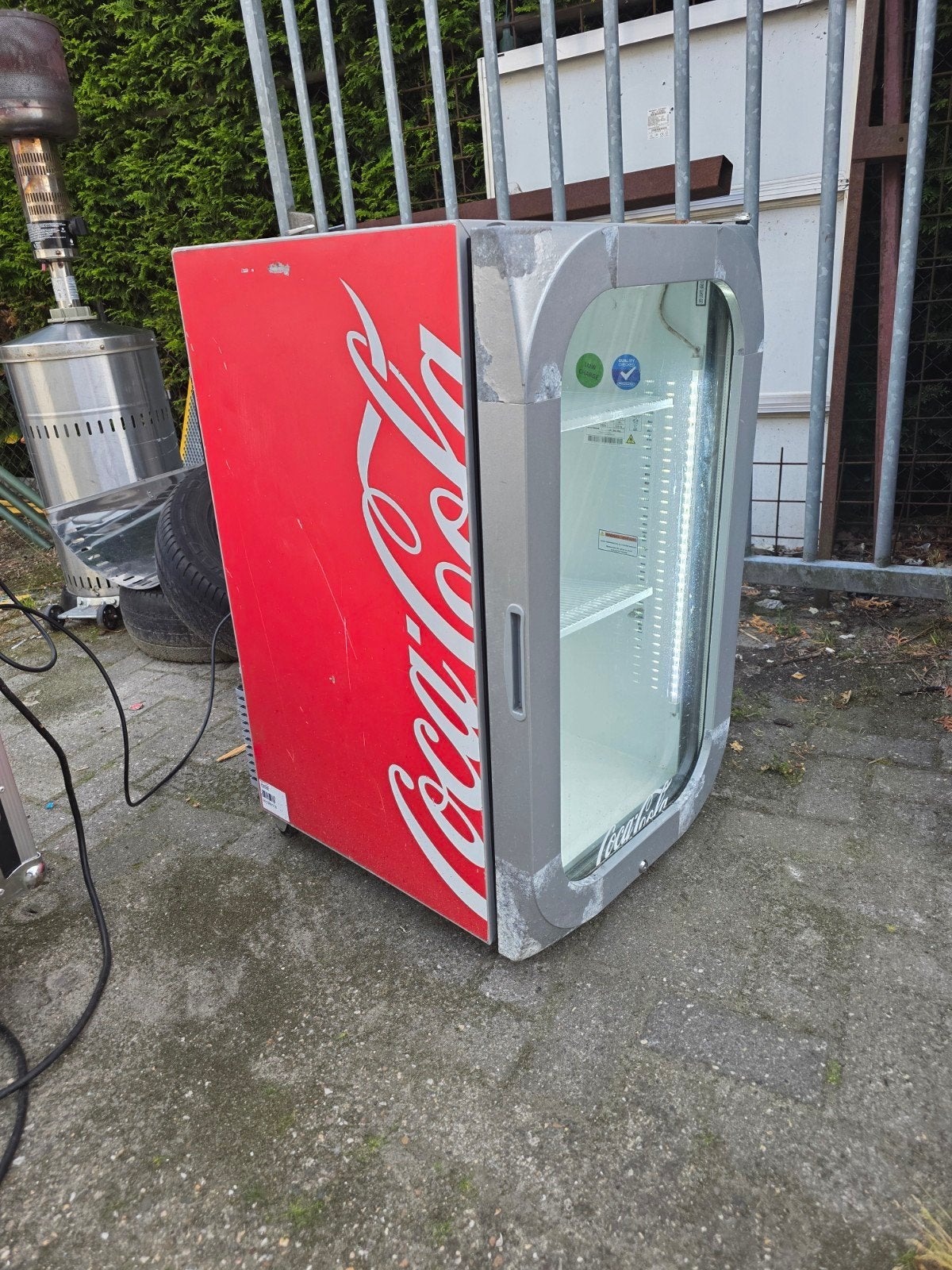 Goedwerkende Coca-Cola koelkast 120 liter, 100 tot 150 liter, Ophalen of Verzenden, Gebruikt, Zonder vriesvak