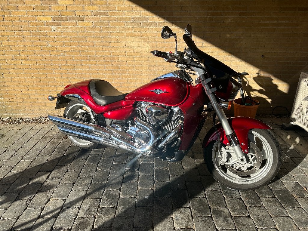 Suzuki Intruder VS 1800 Boulevard, Cardan-aandrijving, 2 cilinders, Occasion, Chopper