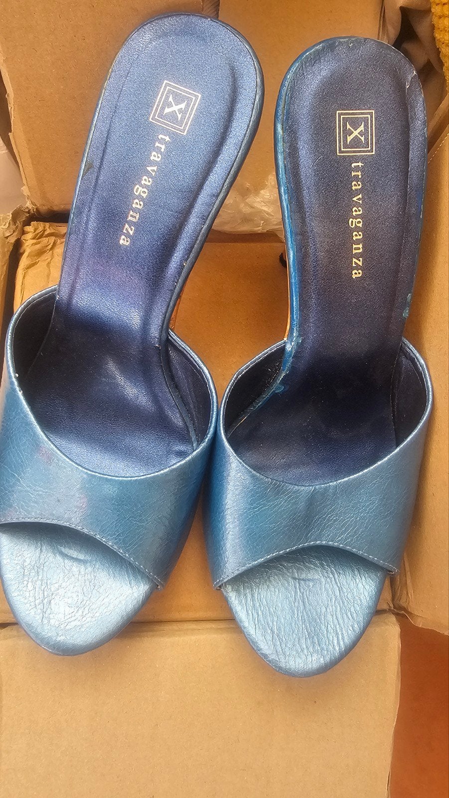 Travaganza blauwe muiltjes met hak - Maat 37.5, Ophalen of Verzenden, Gedragen, Blauw, Sandalen of Muiltjes